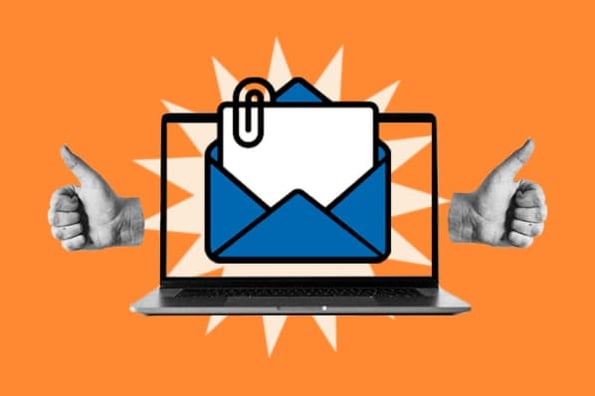 Un laptop visualizza una notifica e-mail